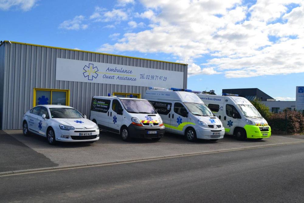 véhicules ambulances.jpeg